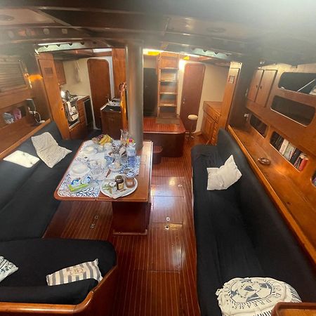 Sailboat B&B On Board 卡塔尼亚 外观 照片