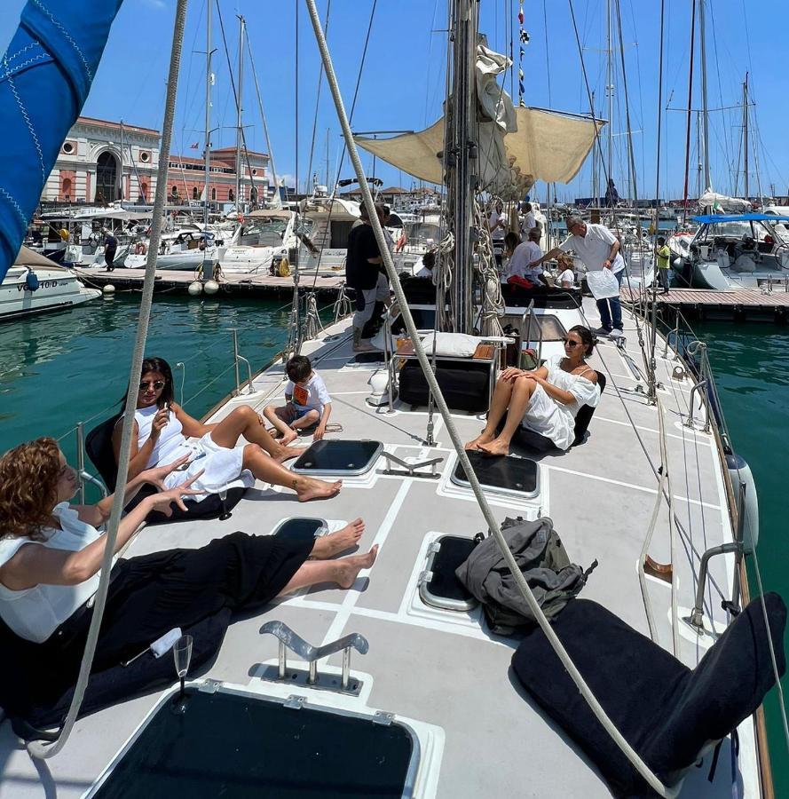Sailboat B&B On Board 卡塔尼亚 外观 照片