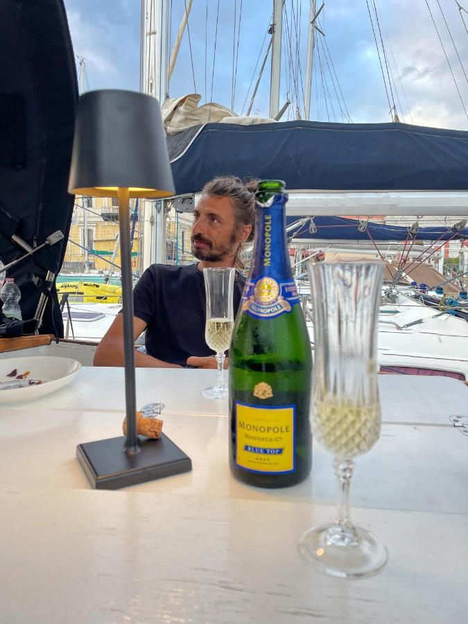 Sailboat B&B On Board 卡塔尼亚 外观 照片