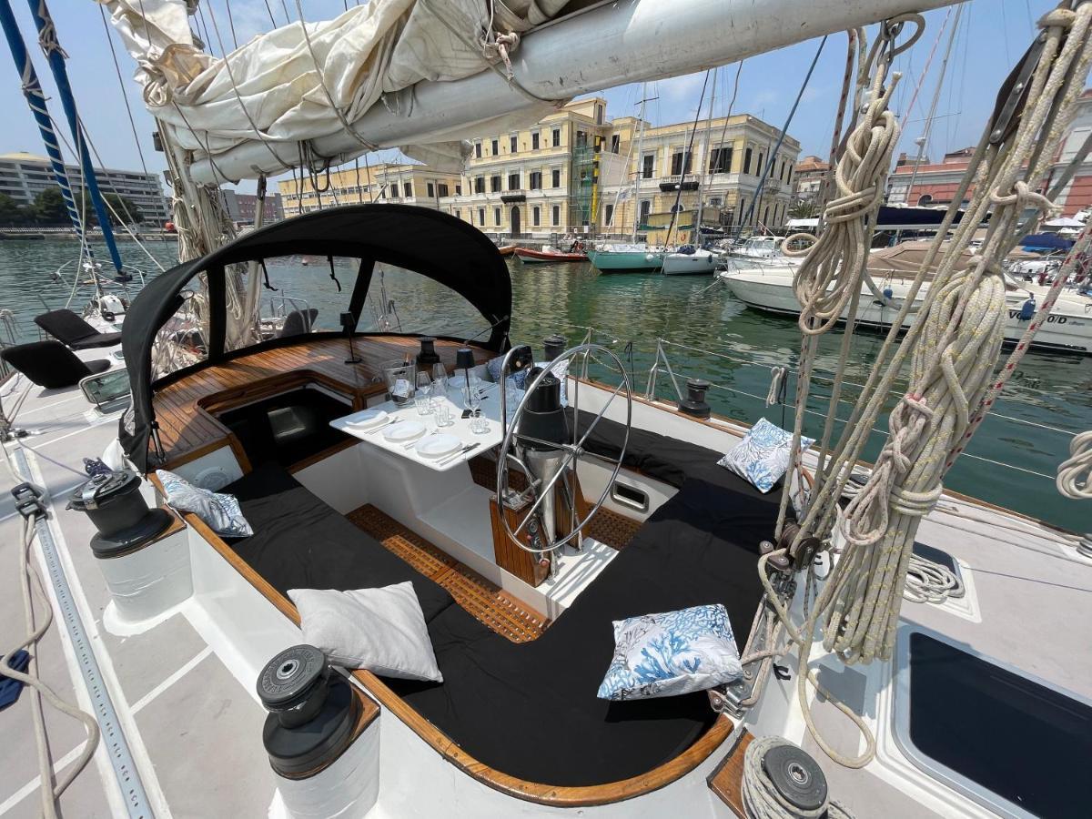 Sailboat B&B On Board 卡塔尼亚 外观 照片