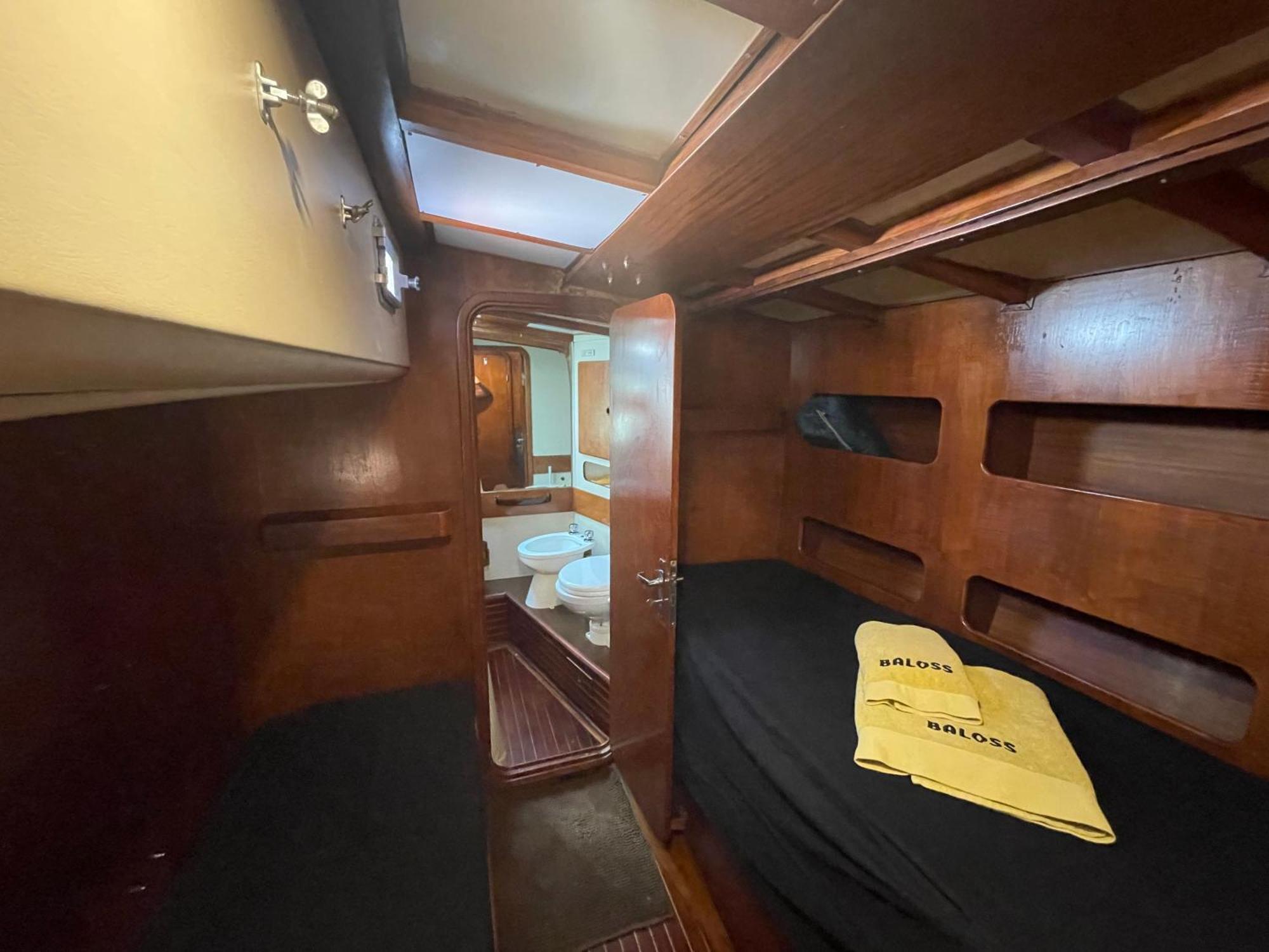 Sailboat B&B On Board 卡塔尼亚 外观 照片