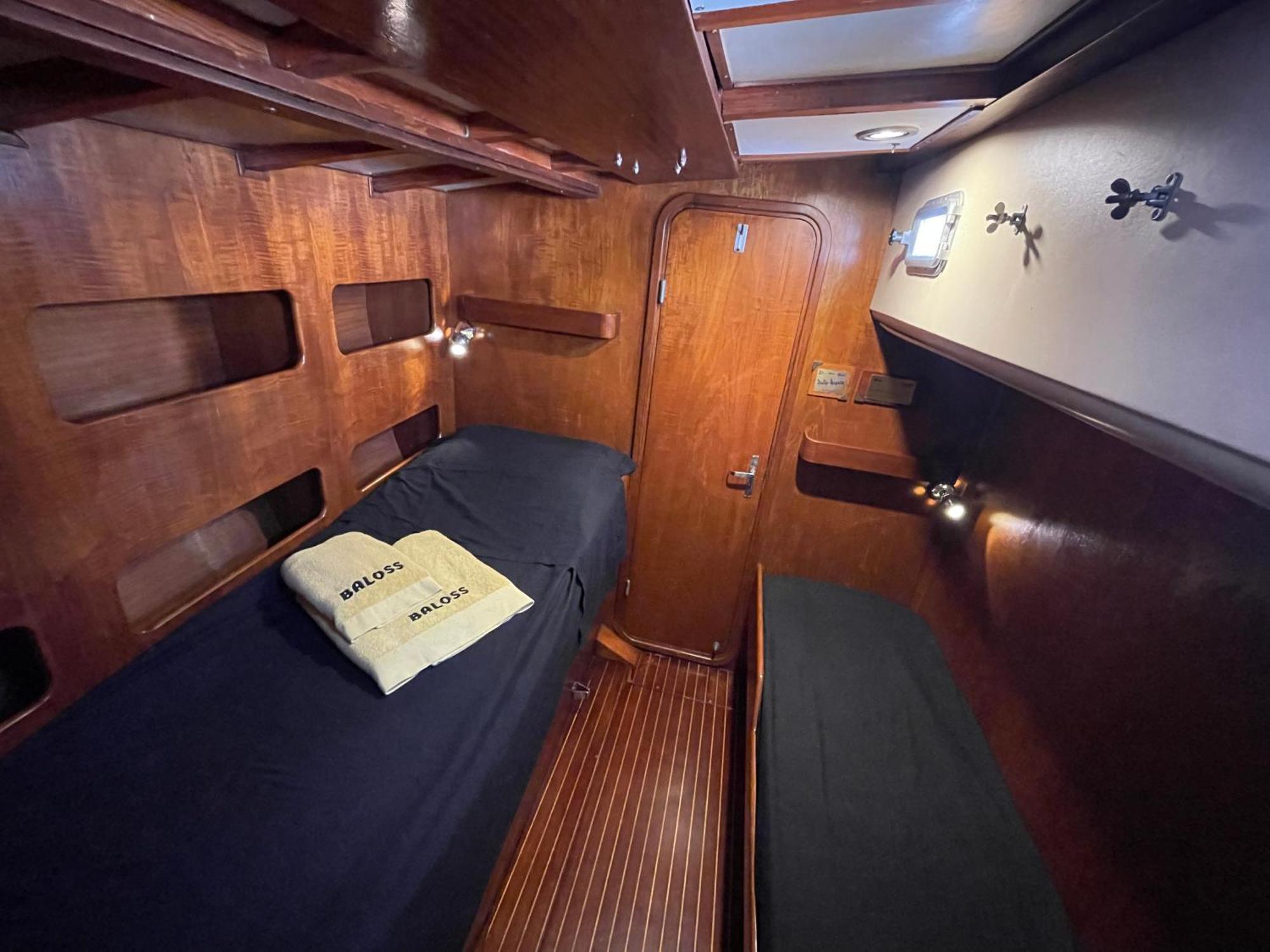 Sailboat B&B On Board 卡塔尼亚 外观 照片