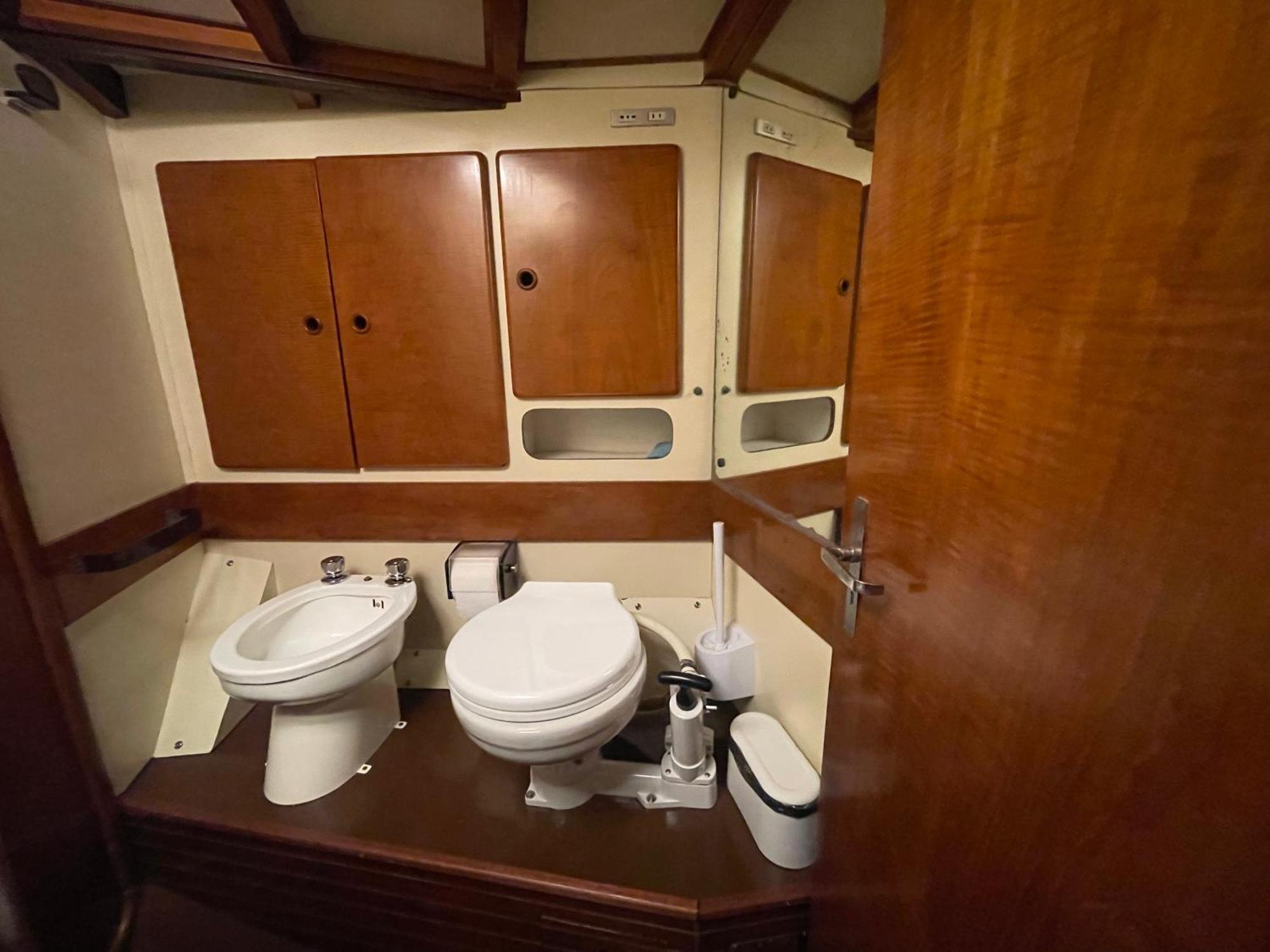 Sailboat B&B On Board 卡塔尼亚 外观 照片