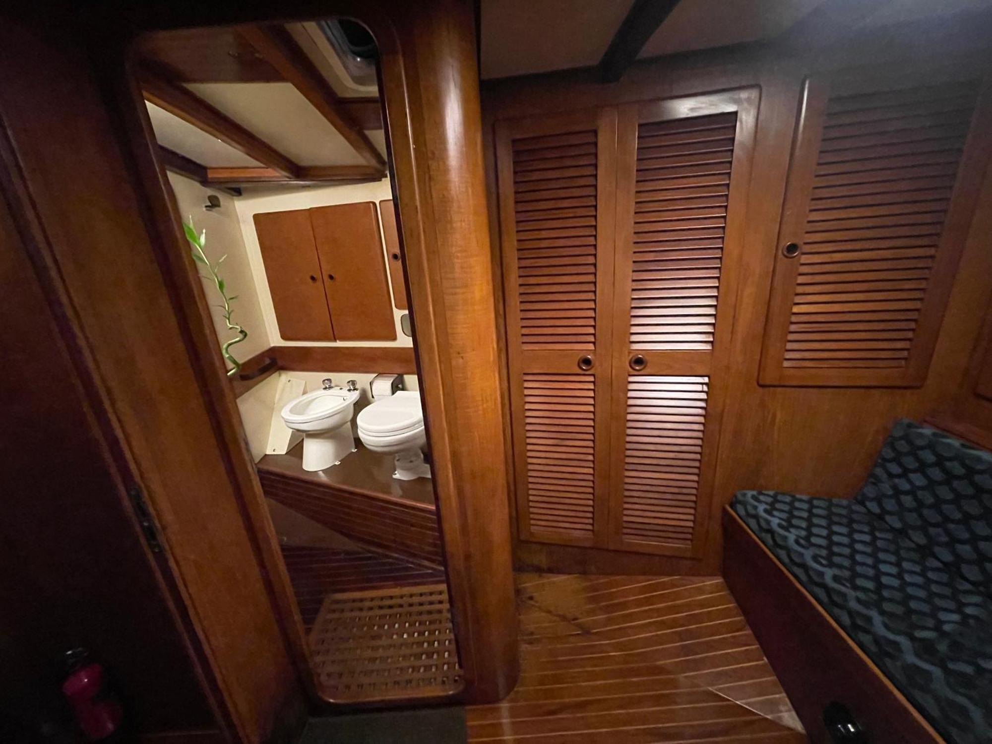 Sailboat B&B On Board 卡塔尼亚 外观 照片