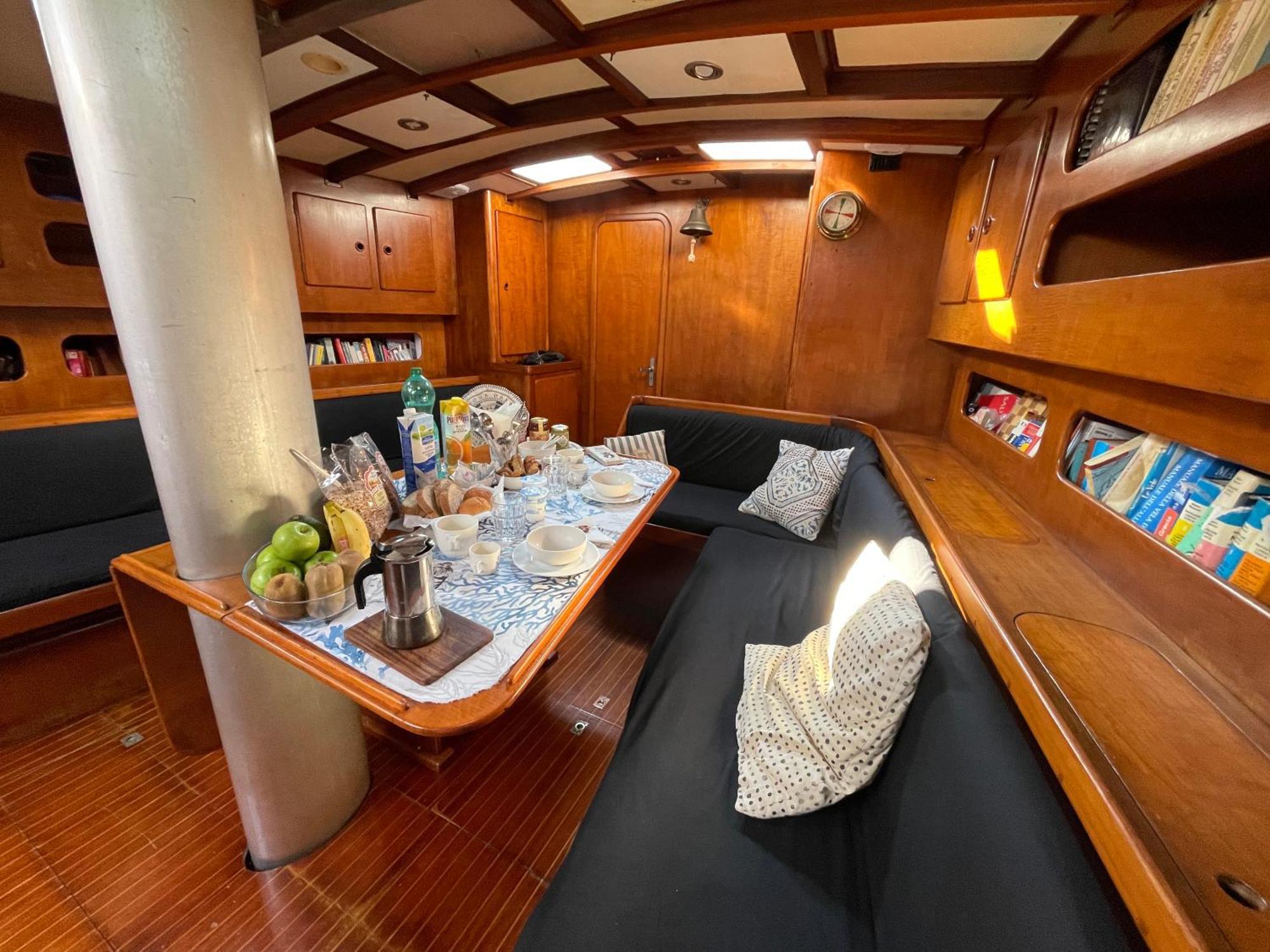 Sailboat B&B On Board 卡塔尼亚 外观 照片