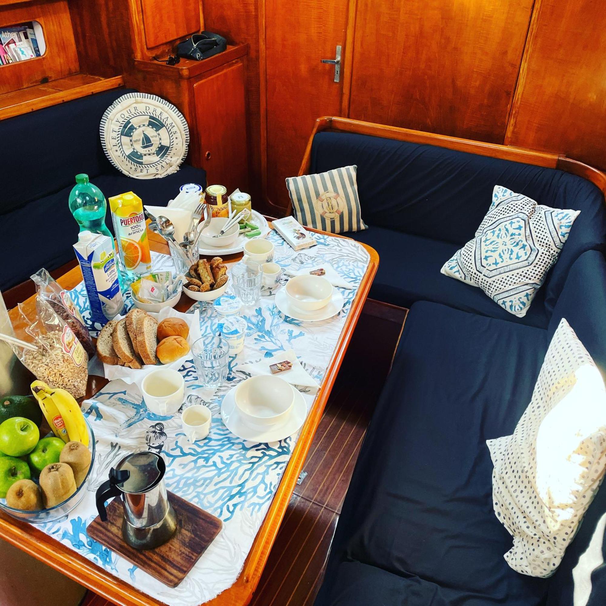 Sailboat B&B On Board 卡塔尼亚 外观 照片
