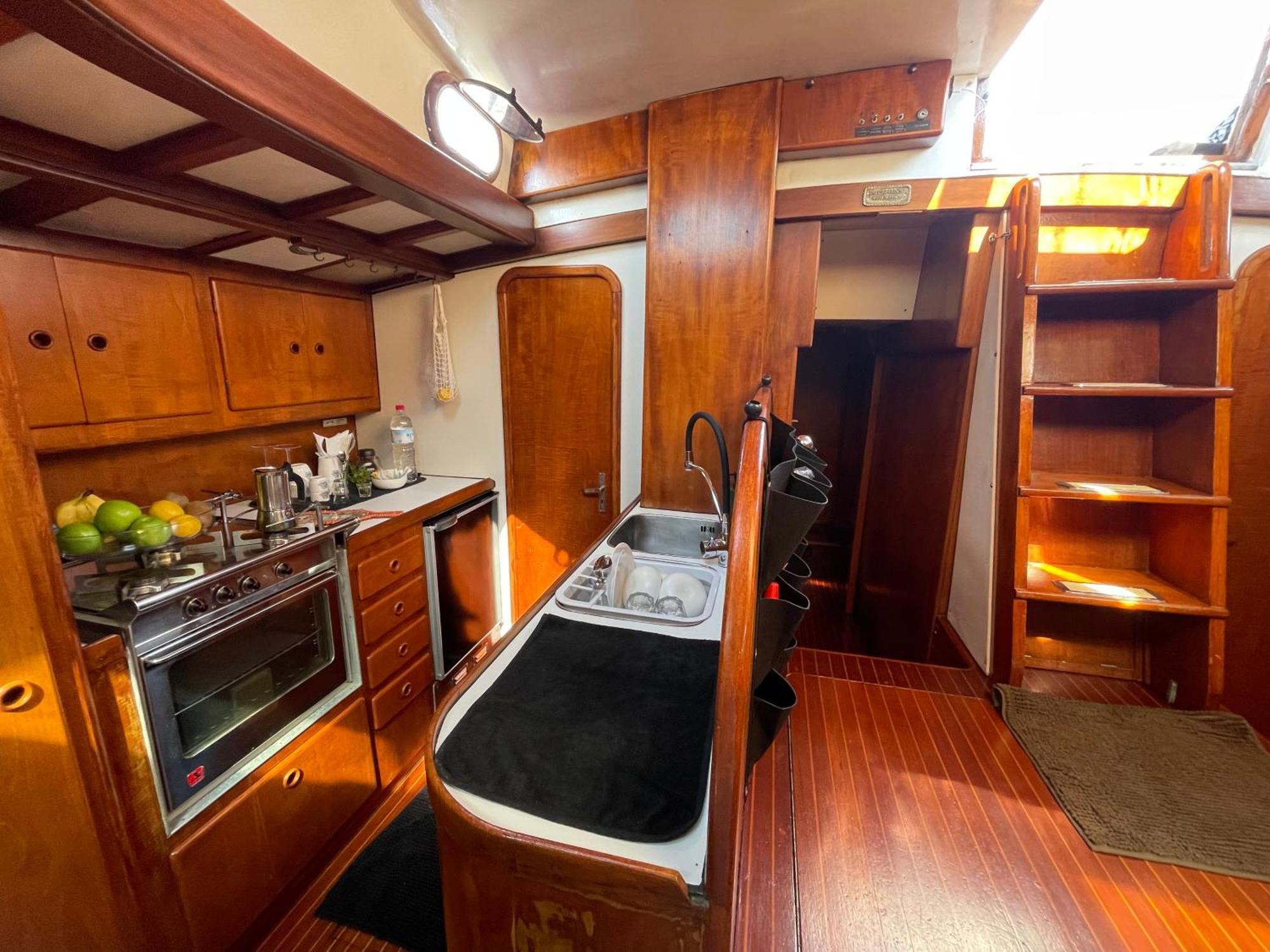 Sailboat B&B On Board 卡塔尼亚 外观 照片